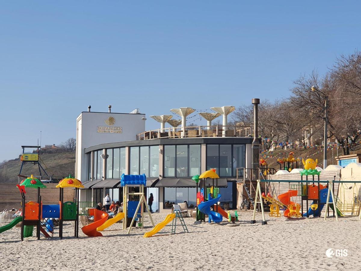 Апартаменты У Моря Magnit Первая Линия Odessa Dış mekan fotoğraf