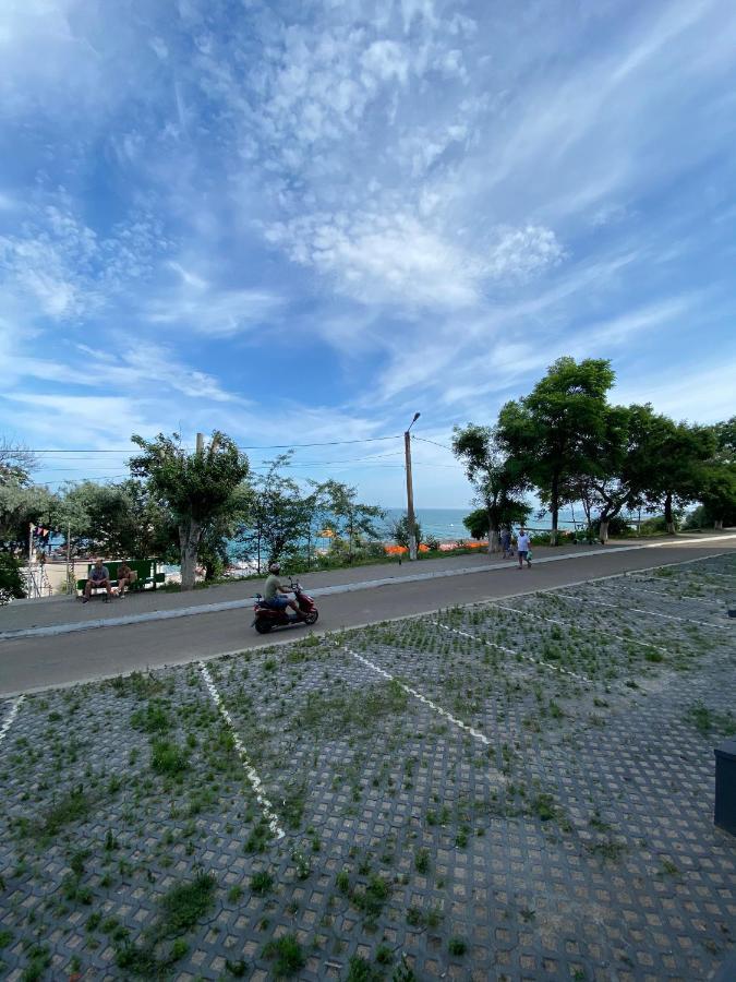 Апартаменты У Моря Magnit Первая Линия Odessa Dış mekan fotoğraf